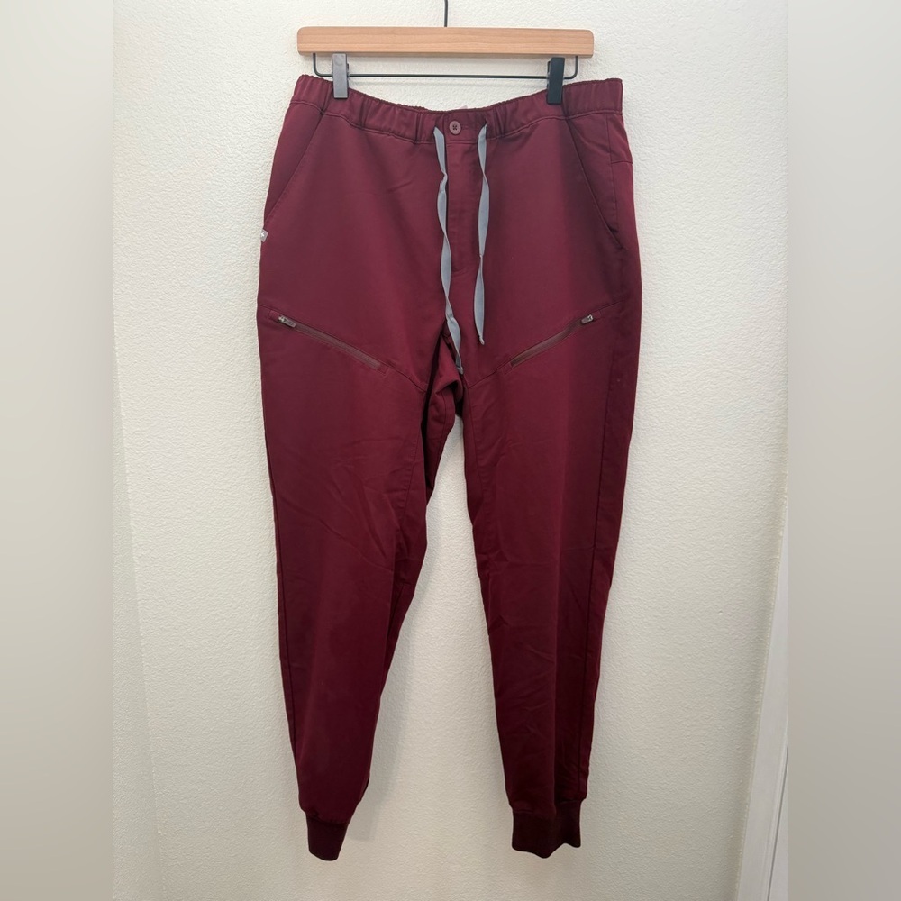 FIGS Technical Collection Maroon Scrub Jogger Pants Women Large M20SW2019
